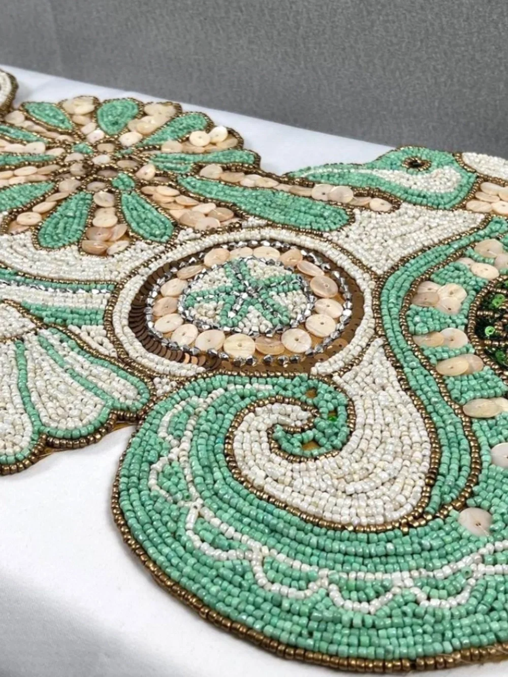 Vintage Coastal Beaded Table Runner Seashell Starfish Seahorse 12 x 36 Nautical